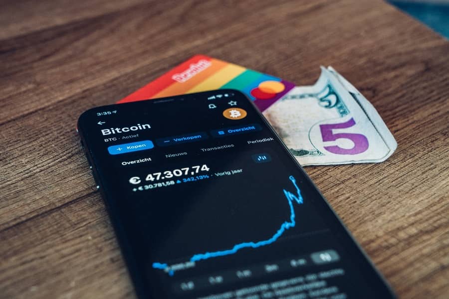 can u turn crypto into cash